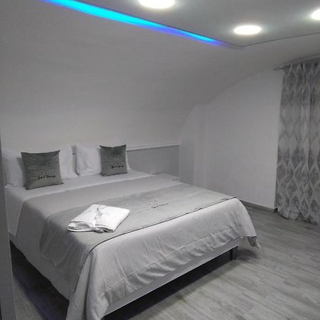 Sweet Dreams Apartment Naples Luaran gambar